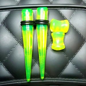 Tapers, ear plugs 2 pair green Translucent body piercing jewelry 0 gauge…